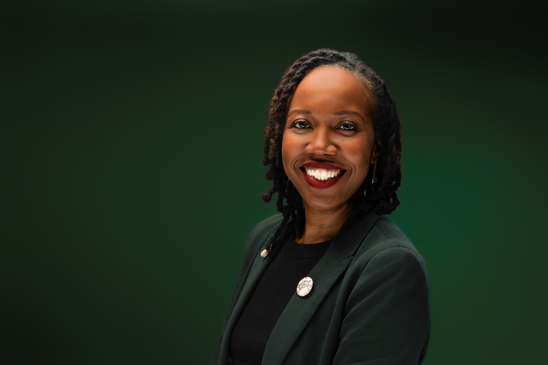 Professional headshot example by Orlando Photoworks
